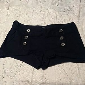 Express Shorts